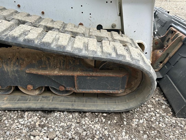 2019-bobcat-t770-image-14