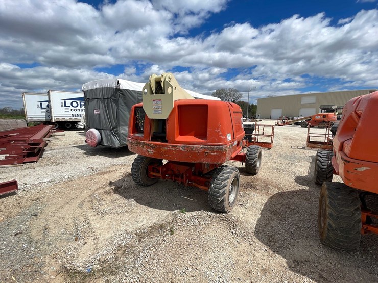 jlg-400s-image-34