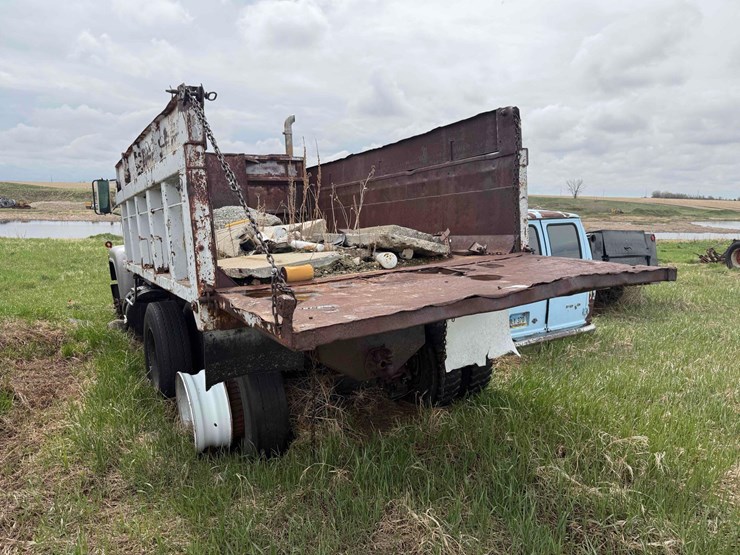 1982-mack-semi-image-5