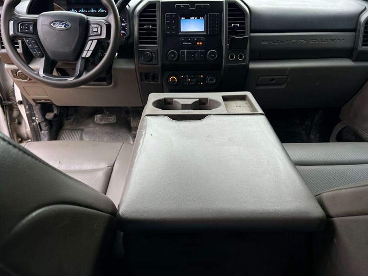 2020-ford-f250-image-41