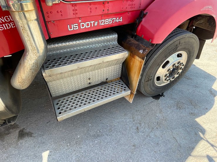 2004-kenworth-t800-image-40