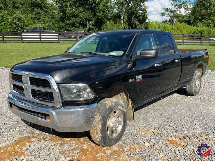 2011-dodge-ram-2500-image-12