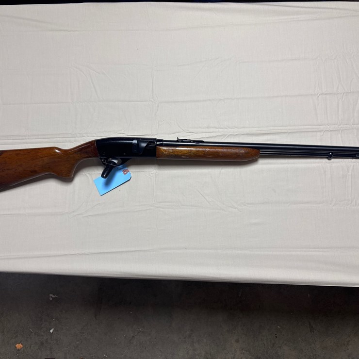 #64 • Remington speedmaster 552 .22 semi auto rifle