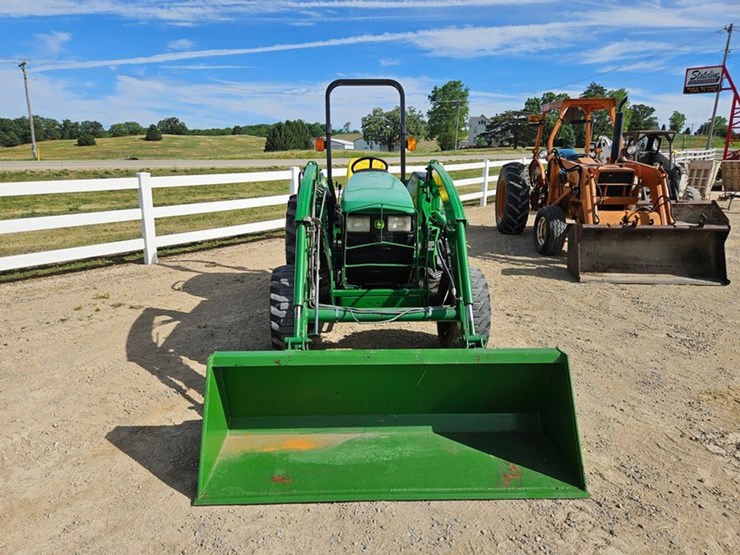 john-deere-4600-image-42