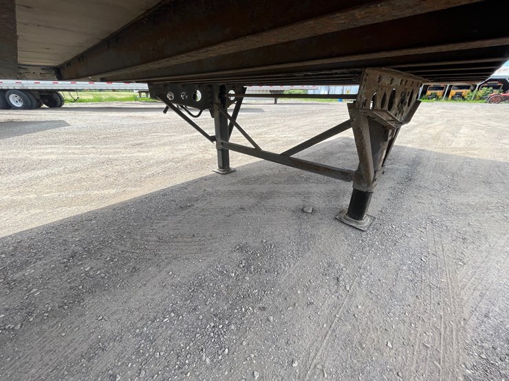 #416-•-2011-wabash-semi-trailer-(has-wi-title)-(denmark,-wi)-image-18