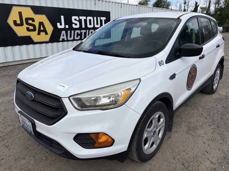 2017-ford-escape-image-1