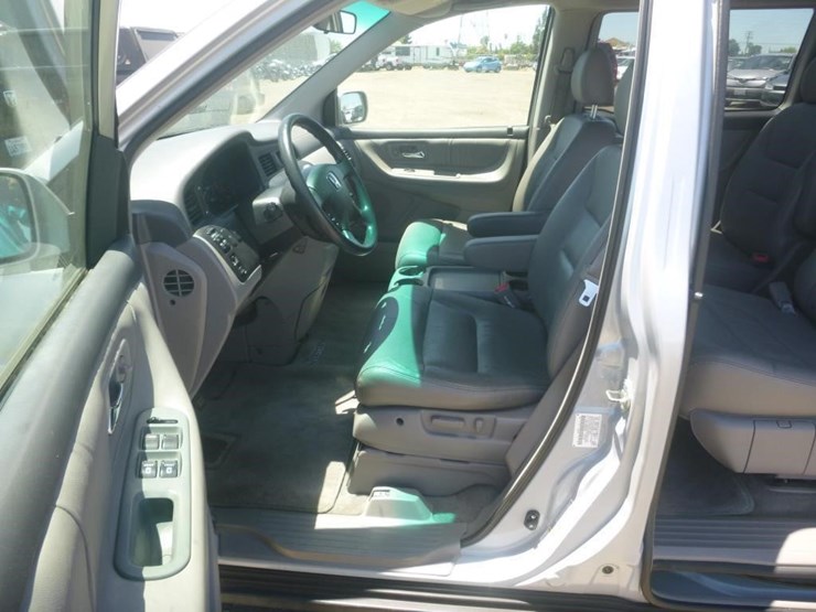 2002-honda-odyssey-image-7