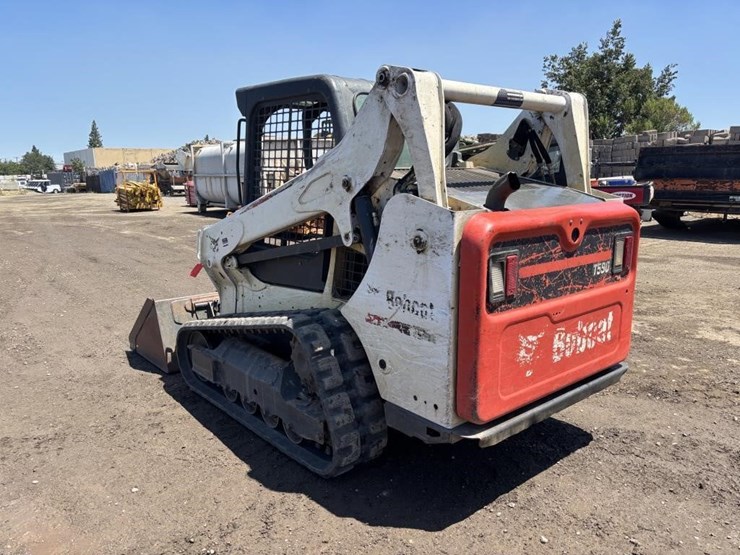 2016-bobcat-t590-image-4