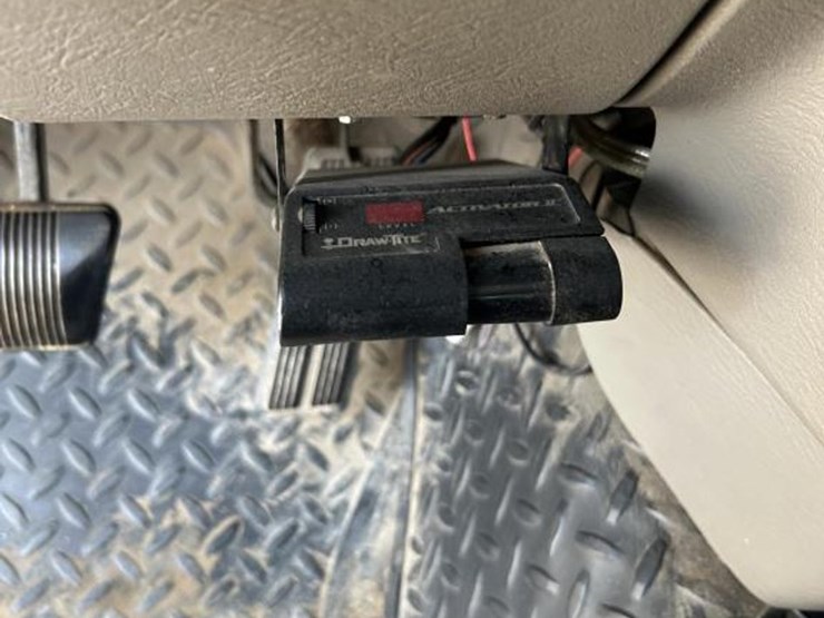 2004-dodge-ram-3500-image-20
