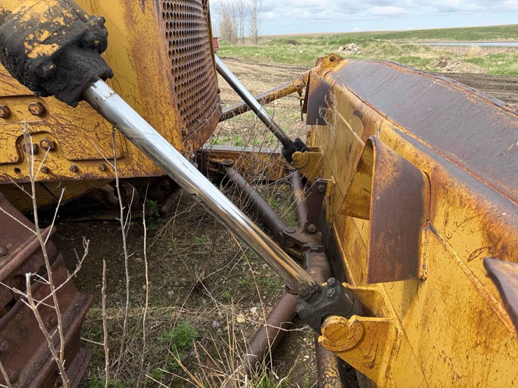 caterpillar-d7f-image-14