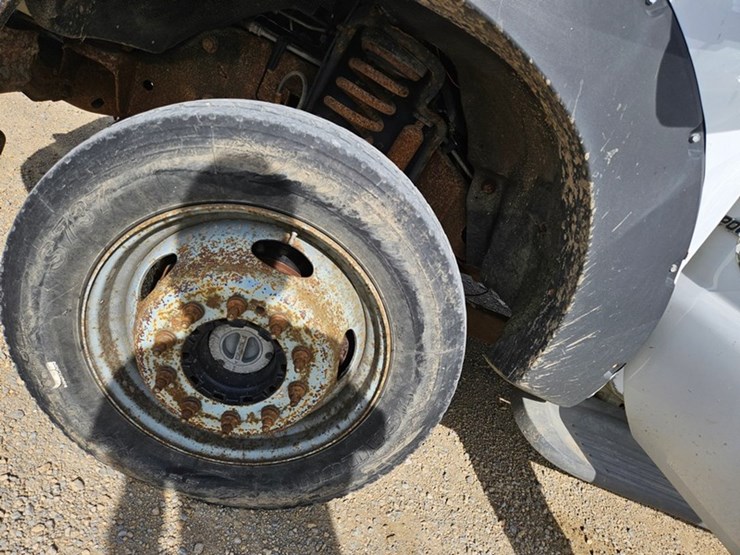 2012-ford-f550-image-34