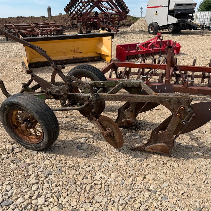 #5503 • John Deere Trailer Plow