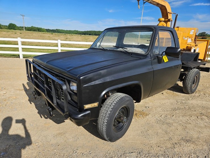 1986-chevrolet-30-image-22