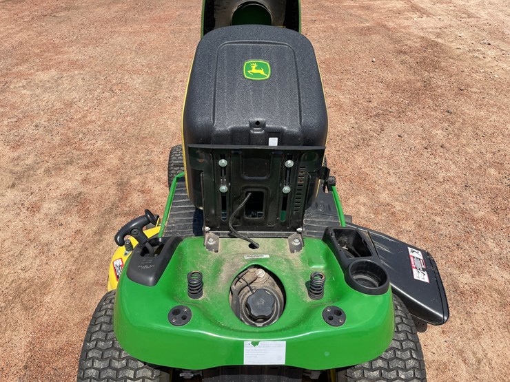 john-deere-e140-image-23
