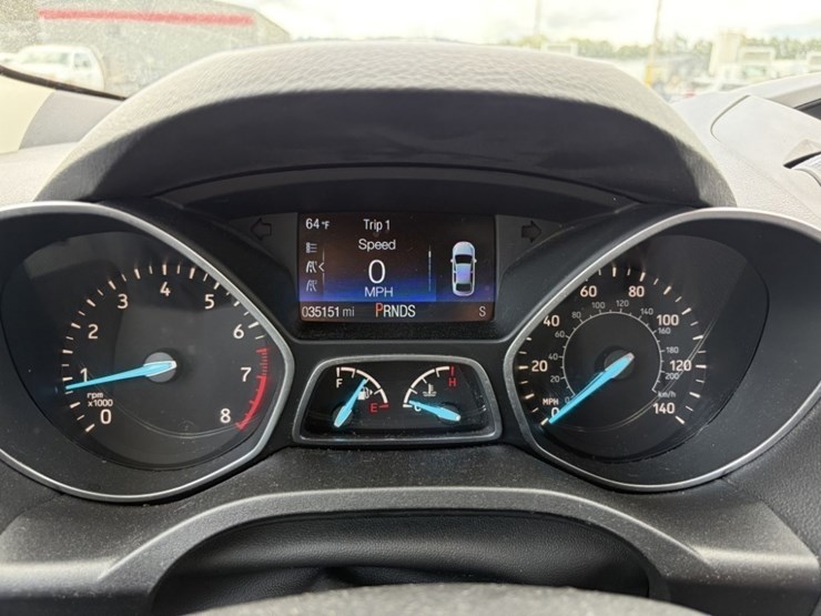 2017-ford-escape-image-26