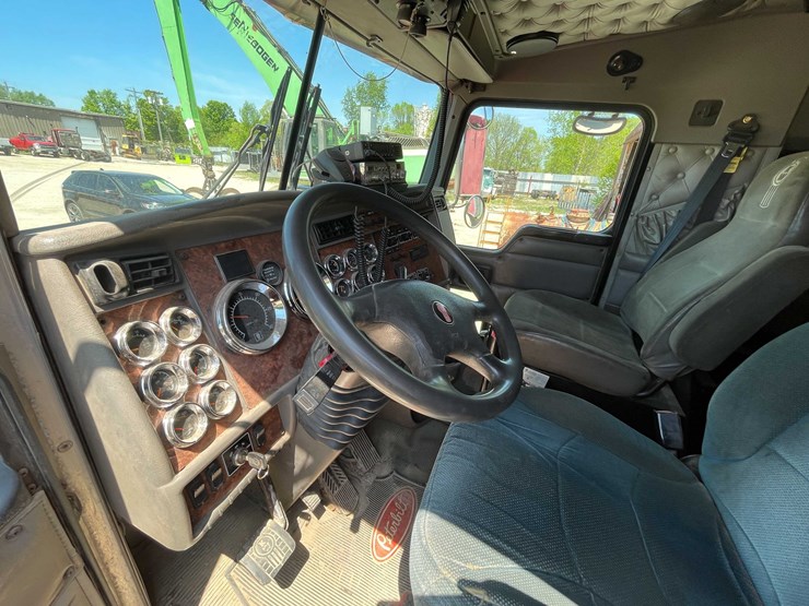 2004-kenworth-t800-image-51