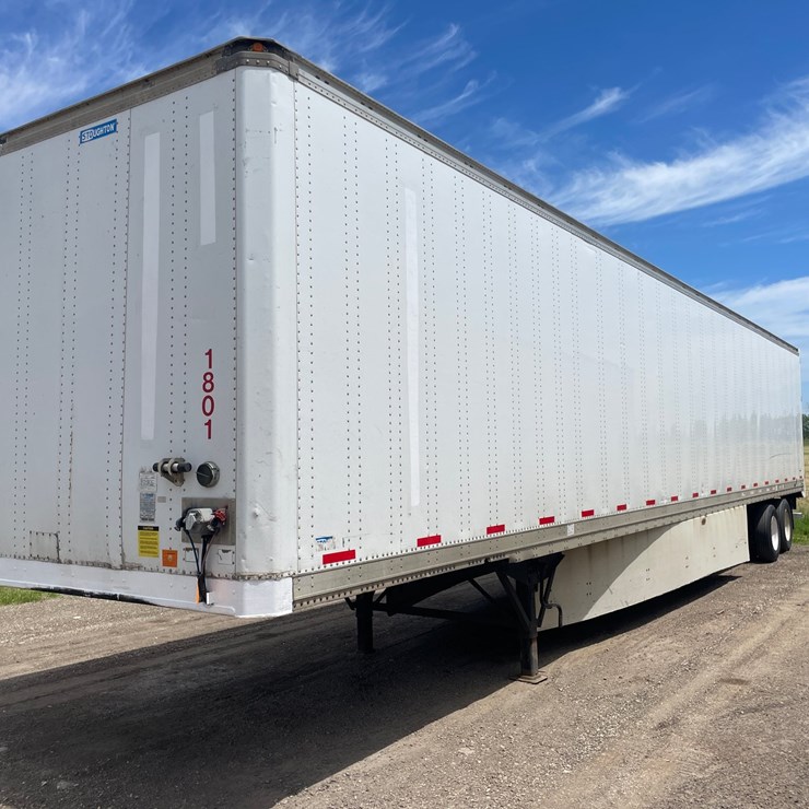 #406 • 2014 Stoughton Semi-Trailer (Title in Delay) (Denmark, WI)