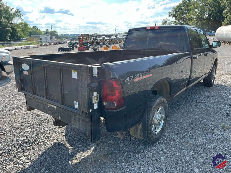 2011-dodge-ram-2500-image-21