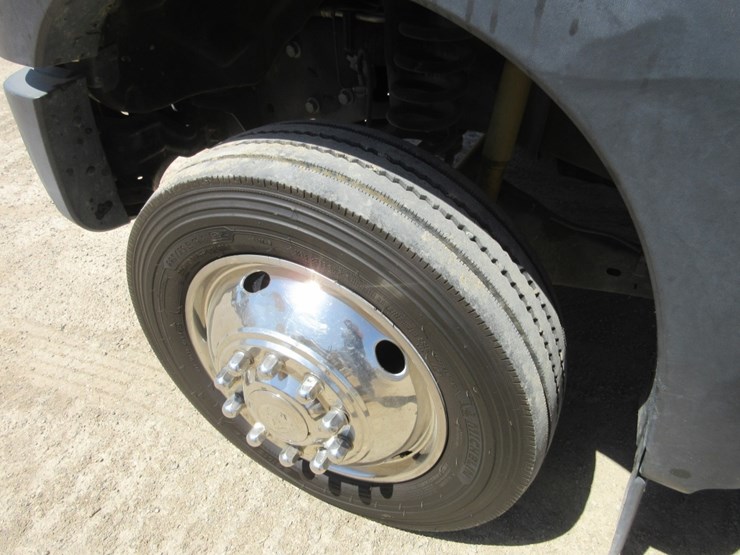 2015-ford-f550-xl-sd-image-15