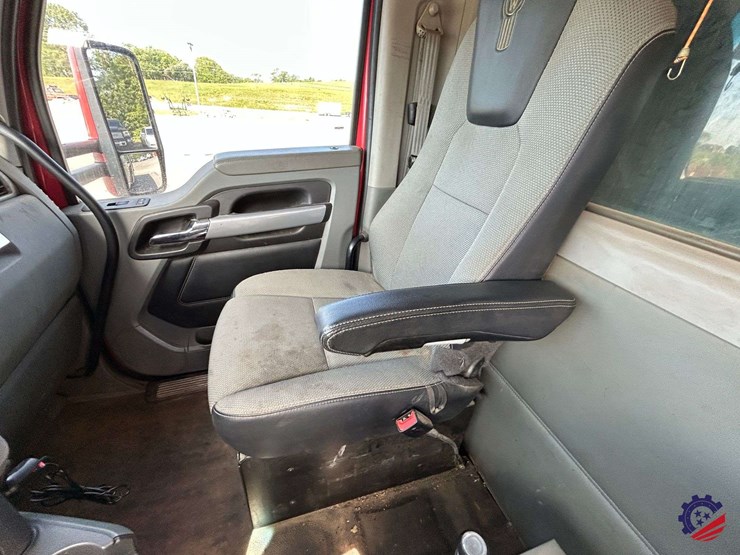 2020-kenworth-t880-image-77