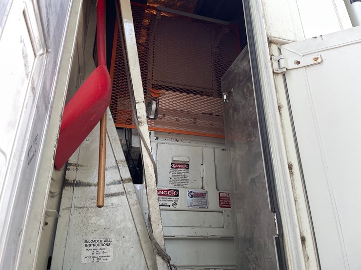 #312-•-2011-freightliner-shred-fast-box-truck-(wi-title)-(monona,-wi)-image-44