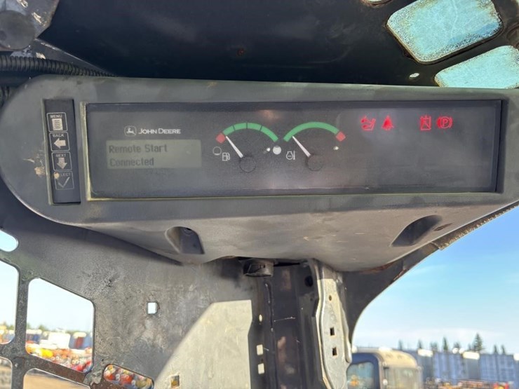 2018-deere-323e-image-28