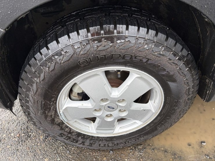 2012-ford-escape-xls-image-15