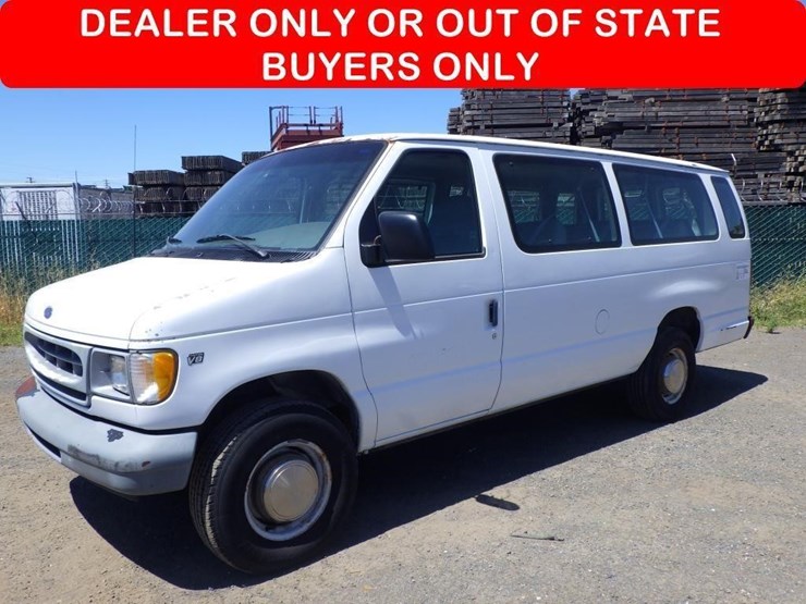 2000-ford-econoline-350-image-1