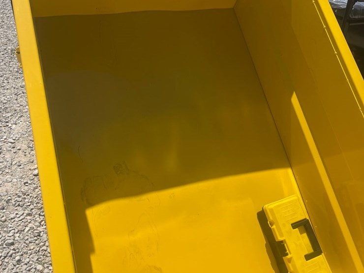 #109-•-crawler-dumper-with-seat-cd25-image-6