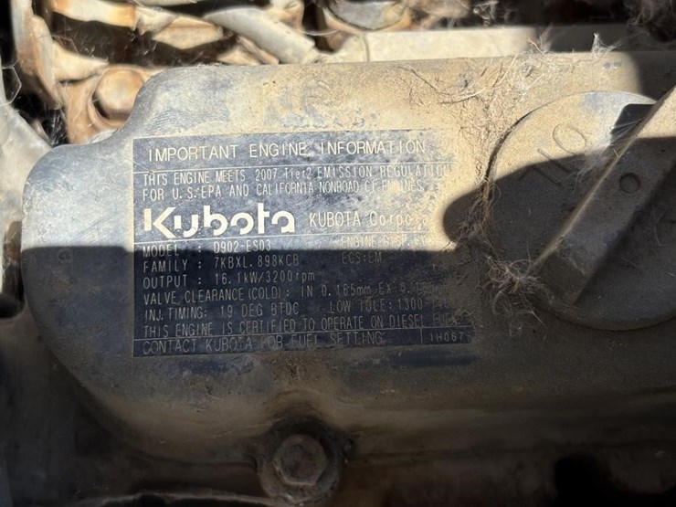 2008-kubota-rtv900-image-19