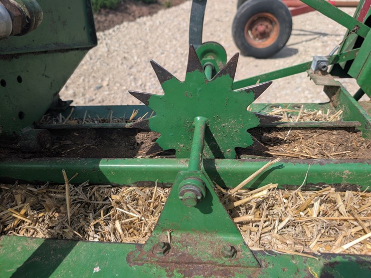 john-deere-327-image-10