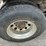 2016-volvo-vhd104b200-image-18