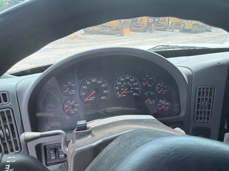 2004-international-durastar-4300-image-18