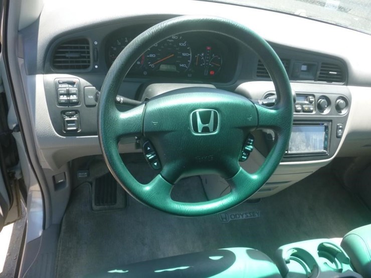 2002-honda-odyssey-image-10