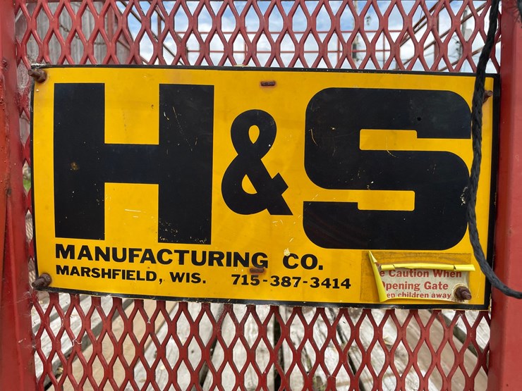 #228-•-h+s-hay-wagon-(ringle,-wi)-image-16
