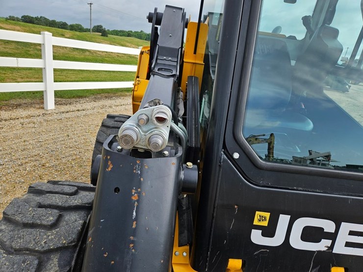 jcb-270-image-11