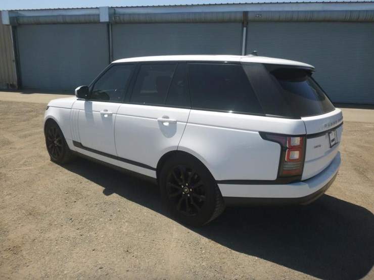 2016-land-rover-range-rover-image-4