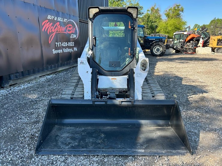2019-bobcat-t740-image-7
