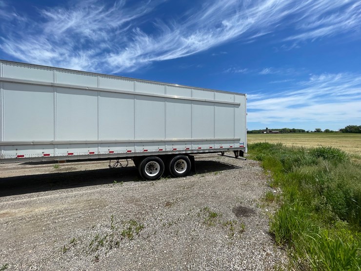 #418-•-2009-stoughton-semi-trailer-(has-wi-title)-(denmark,-wi)-image-9