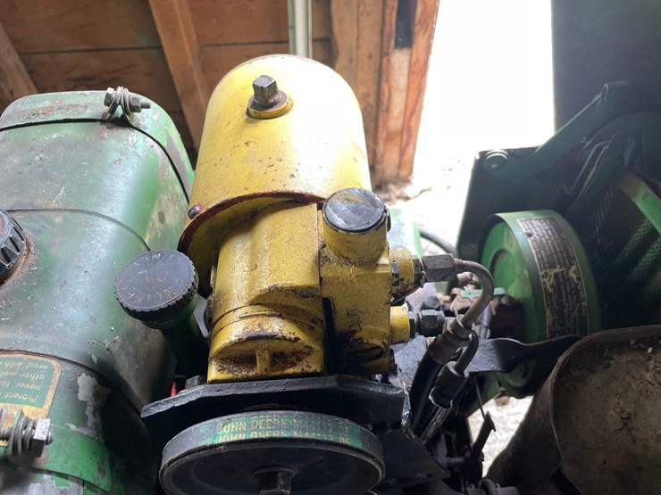 john-deere-110-image-15