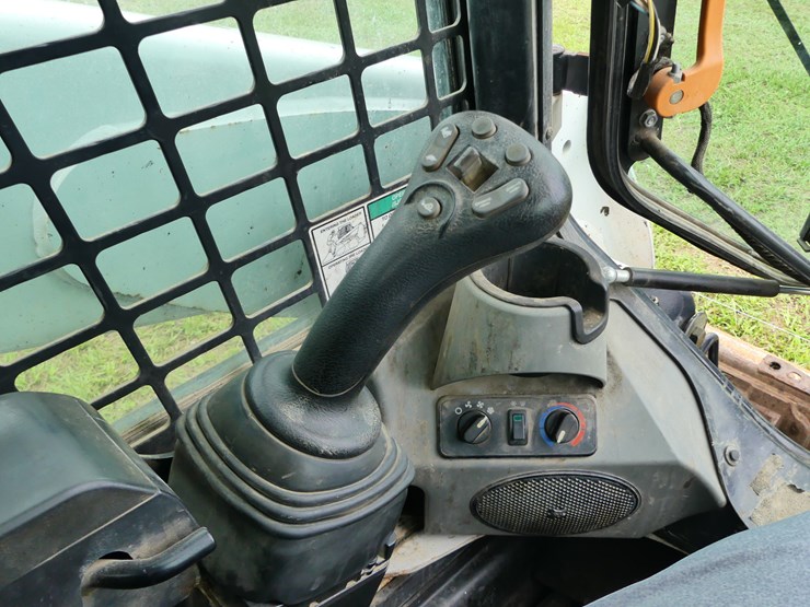 2016-bobcat-t650-image-14