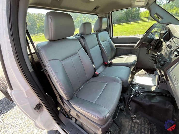 2016-ford-f550-image-48