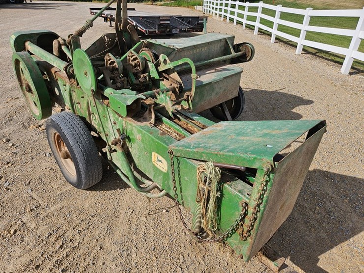 john-deere-24t-image-21