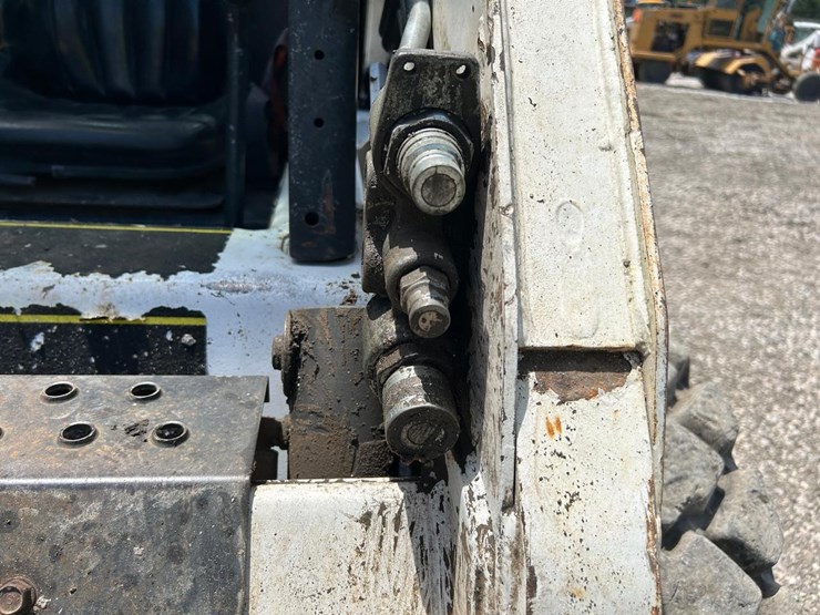 bobcat-s175-image-12