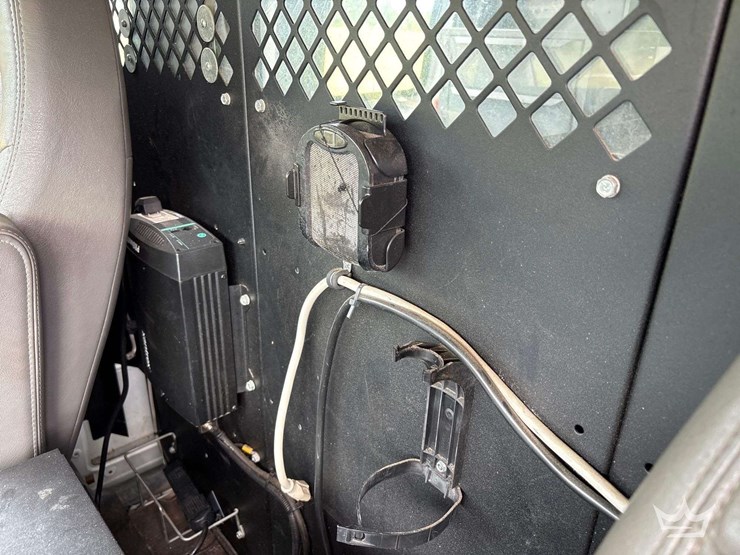 2013-chevrolet-express-2500-image-33