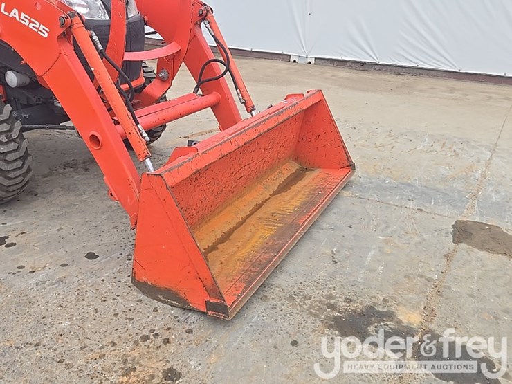 2019-kubota-l3901d-image-17