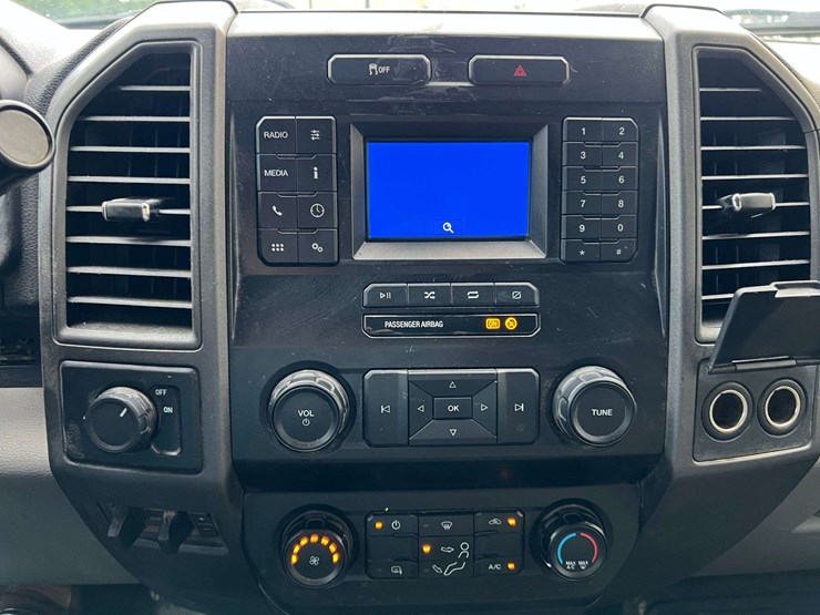 2020-ford-f250-image-37