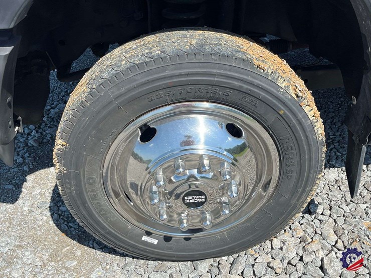 2011-ford-f450-image-5