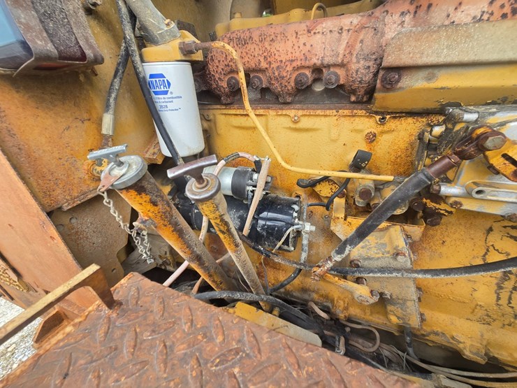 1981-caterpillar-12g-image-35