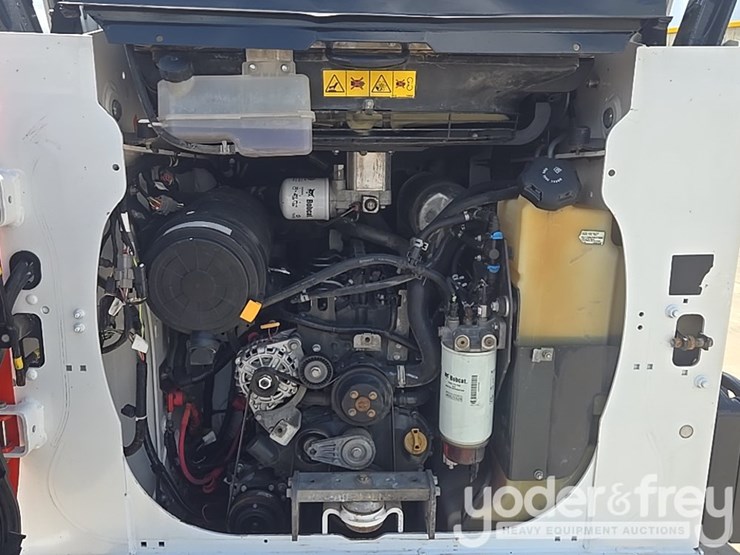 2021-bobcat-t66-image-32